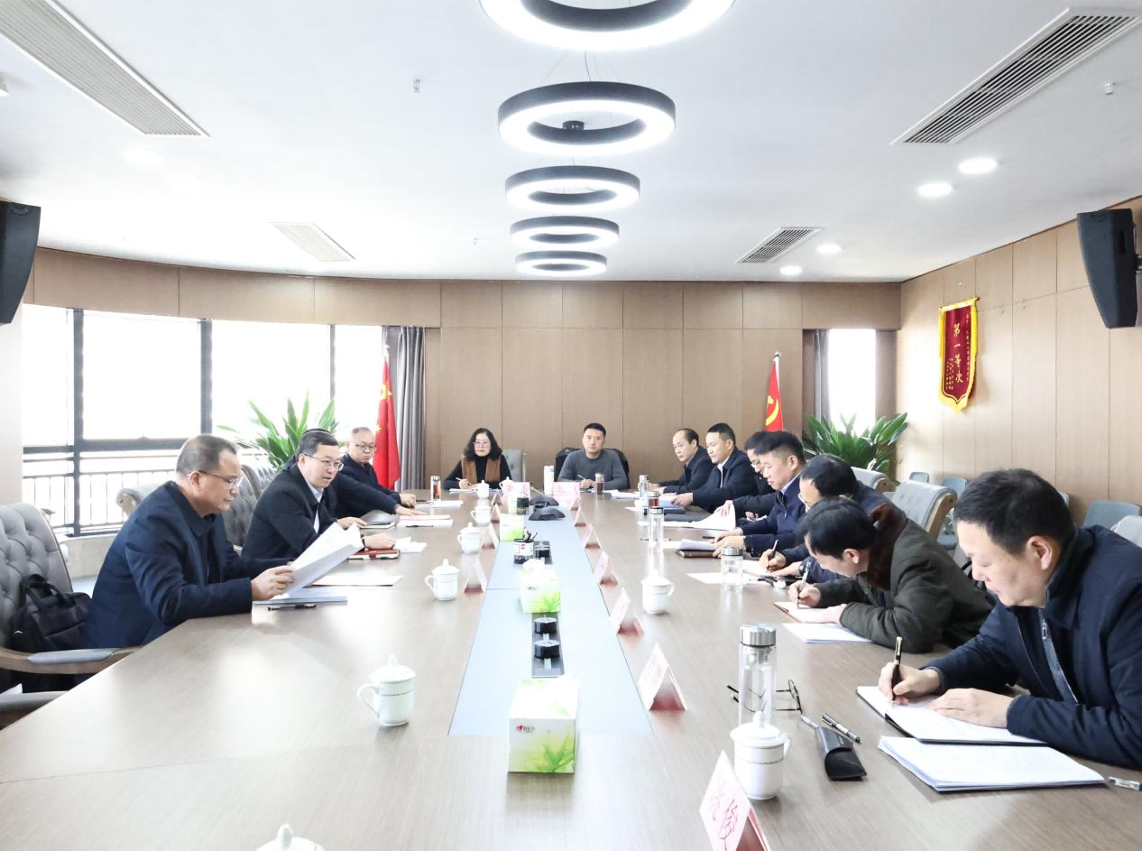 市委常委、常務副市長鮑成庚一行蒞臨市國控集團調研指導